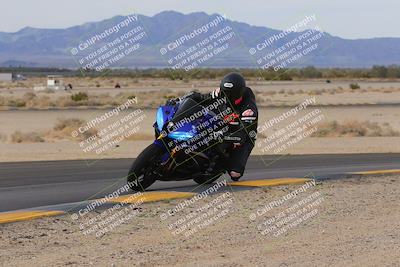 media/Dec-17-2022-SoCal Trackdays (Sat) [[224abd9271]]/Turn 9 Inside (1pm)/